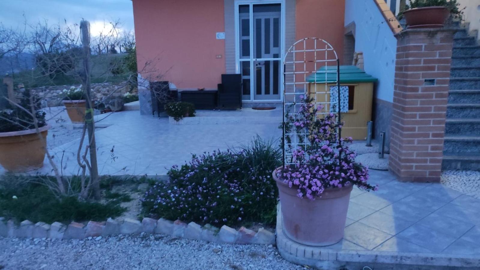 B&B I Tre Ulivi 모르도로 외부 사진